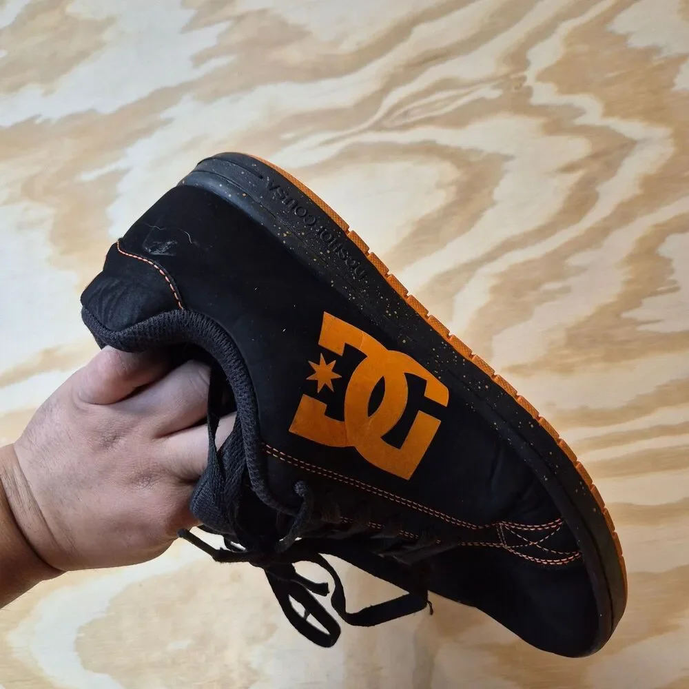 DC Gaveler Men's Vintage Y2K Skate Shoes Black Orange Leather ADYS100536 Size 10